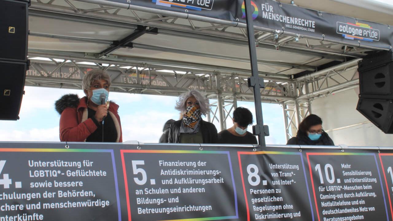 Rede von queeren Geflüchteten auf dem Cologne Pride 2020