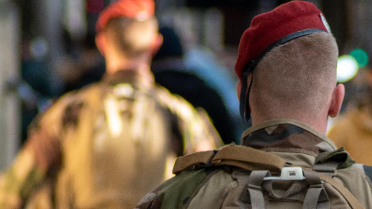 Ein Teil unserer Forderungen wurde im Gesetzentwurf der Bundesregierung aufgegriffen. Soldaten von hinten